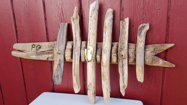 Accroche clés forme poisson en bois flotté d'Oléron
